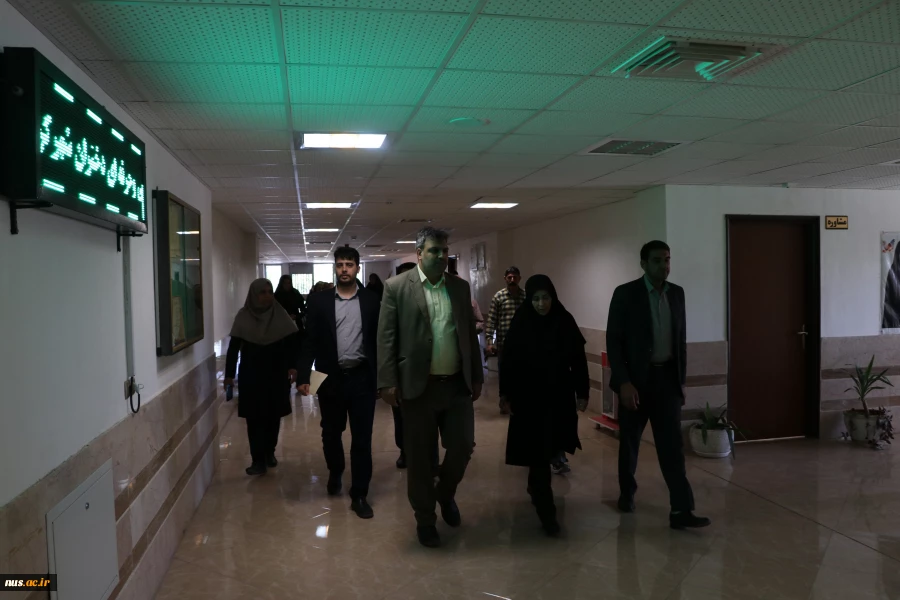 بازدید رئیس دانشگاه فنی و حرفه‌ای از آموزشکده‌ فنی و حرفه‌ای دختران شهرکرد 6