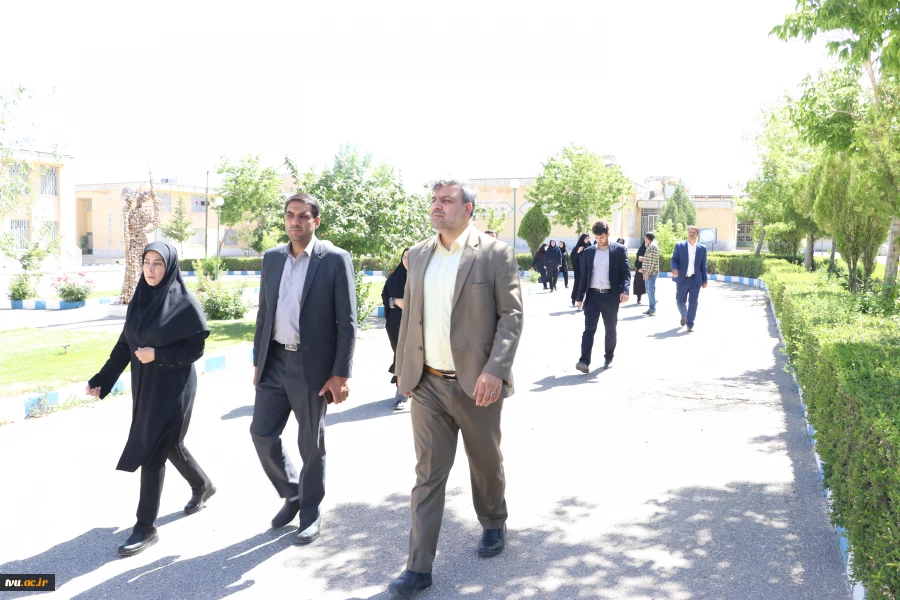 بازدید رئیس دانشگاه فنی و حرفه‌ای از آموزشکده‌ فنی و حرفه‌ای دختران شهرکرد 10