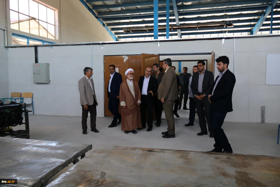 در سال «مهار تورم و رشد تولید» رقم خورد:

افتتاح مجتمع کارگاهی در آموزشکده فنی و حرفه‌ای پسران بروجن 3