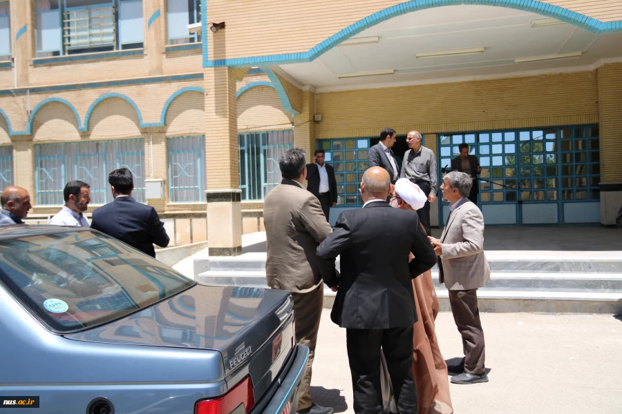 بازدید و نشست پایانی سفر رئیس دانشکاه فنی و حرفه‌ای به استان چهارمحال و بختیاری 4