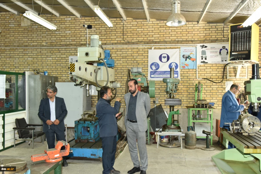 بازدید هیئت رئیسه دانشگاه از آموزشکده فنی و حرفه‌ای پسران سمنان 17