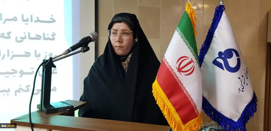 رئیس دانشگاه فنی و حرفه‌ای کشور در جلسه هم‌اندیشی با بسیج اساتید دانشگاه:

اساتید انقلابی دروازه‌‌بان‌های رشد و پیشرفت انقلاب هستند 6