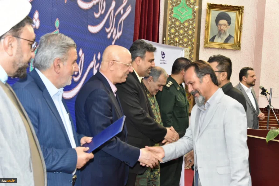 وزیر علوم، تحقیقات و فناوری در کنگره بزرگداشت شهدای دانشگاه فنی و حرفه‌ای: 5