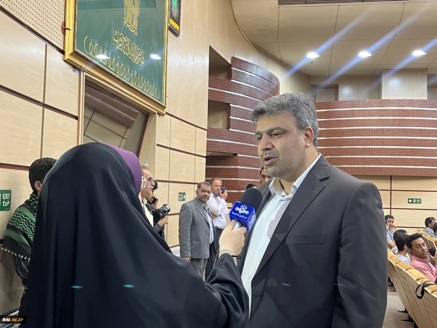 رئیس دانشگاه فنی و حرفه‌ای در مراسم افتتاح سی‌امین جشنواره فرهنگی ـ هنری دانشگاه در مشهد مقدس:

جشنواره‌های فرهنگی ـ هنری دانشجویی با محوریت قرآن پایه‌های اندیشه‌ها و نظریه‌های قرآنی در حوزه تمدنی را تقویت می‌کند 4