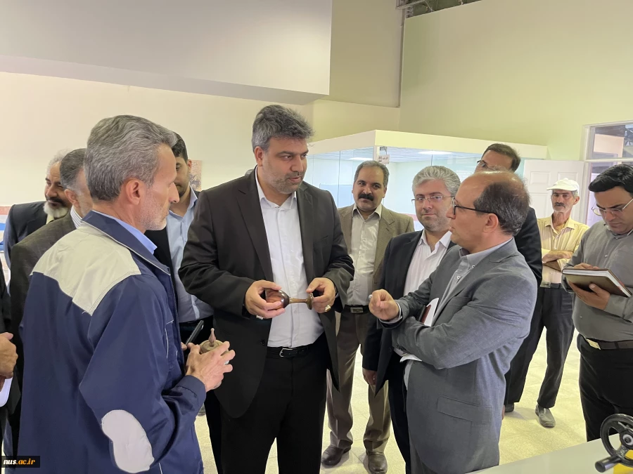 بازدید رئیس دانشگاه فنی وحرفه‌ای و هیئت همراه از آموزشکده‌های فنی و حرفه‌ای شهرستان نیشابور 5