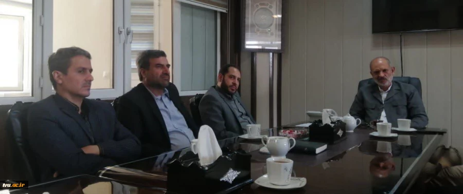 بازدید جمعی از اعضای هیئت رئیسه دانشگاه از آموزشکده فنی و حرفه‌ای پسران تربت حیدریه 2