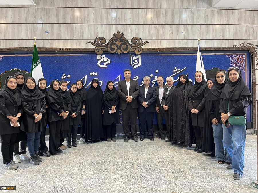 رئیس دانشگاه فنی و حرفه‌ای در مراسم افتتاح سالن چندمنظوره فیروزه در آموزشکده فنی و حرفه‌ای دختران نیشابور:

منابع انسانی فرهیخته، منابع طبیعی خدادادی و زیرساخت‌های خوب صنعتی در نیشابور جمع هستند و لازم است که آموزشکده‌های فنی و حرفه‌ای در نیشابور به صور