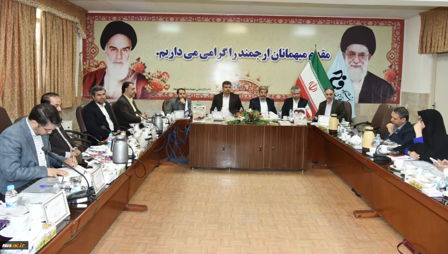 برگزاری جلسه هیئت رئیسه دانشگاه فنی و حرفه‌ای استان خراسان رضوی با حضور دکتر خسرویان و هیئت همراه 4