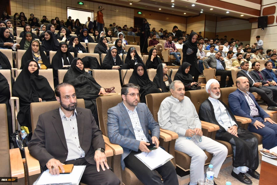 برگزاری مراسم اختتامیه سی‌امین جشنواره فرهنگی ـ هنری دانشجویی با حضور هیئت رئیسه دانشگاه فنی و حرفه‌ای در مشهد مقدس 35