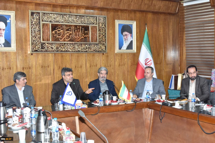 آیین تکریم و معارفه سرپرست دانشگاه فنی و حرفه‌ای استان تهران برگزار شد 4