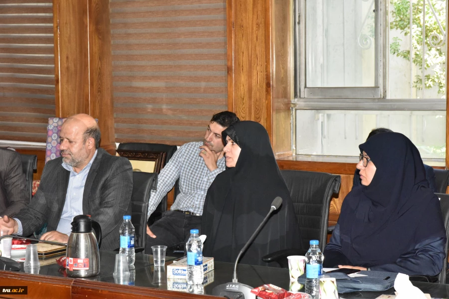 آیین تکریم و معارفه سرپرست دانشگاه فنی و حرفه‌ای استان تهران برگزار شد 8