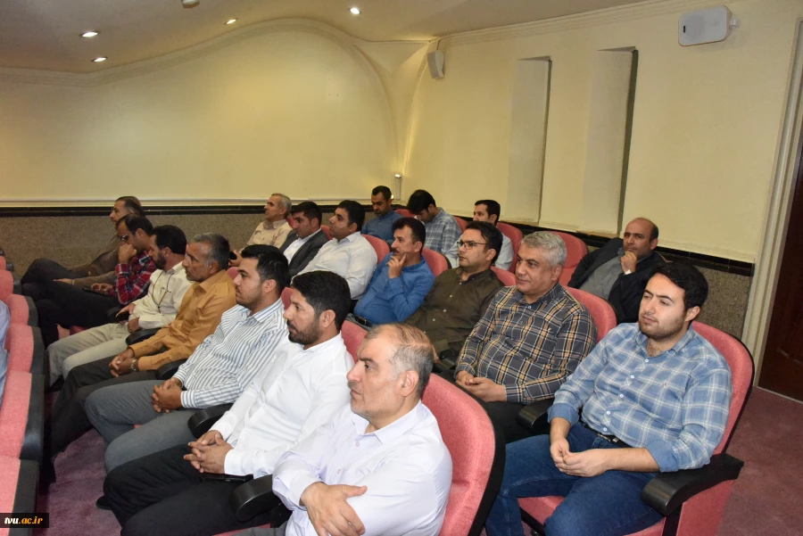 برگزاری جشن میلاد پرسرور نبی مکرم اسلام (ص) و امام صادق (ع) در دانشگاه فنی و حرفه‌ای 3