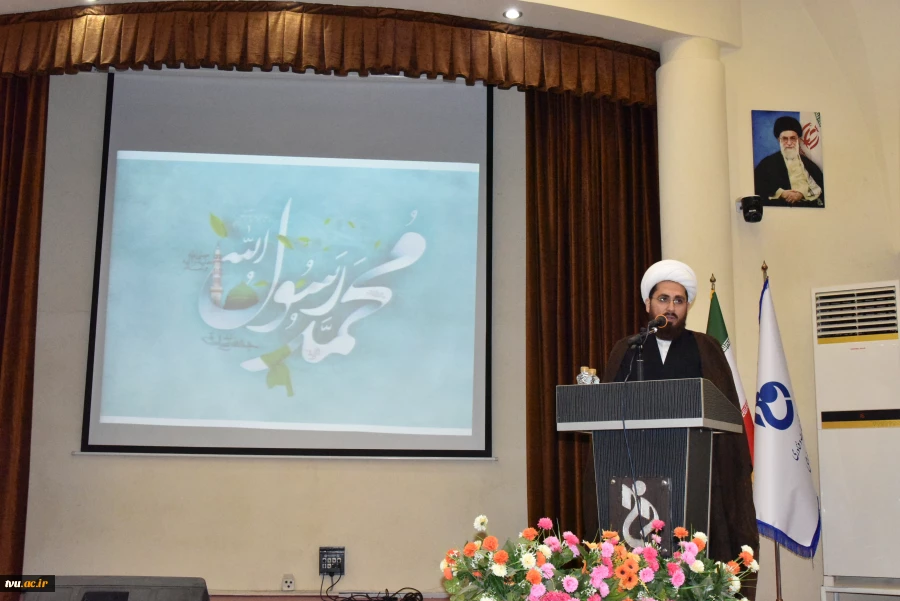 برگزاری جشن میلاد پرسرور نبی مکرم اسلام (ص) و امام صادق (ع) در دانشگاه فنی و حرفه‌ای 5