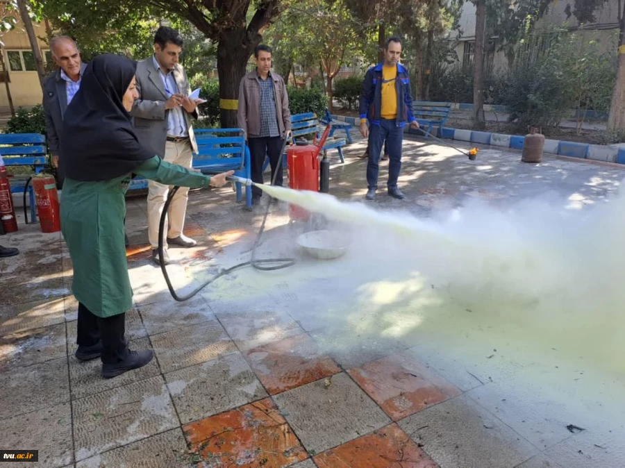 برگزاری دوره سنجش صلاحیت حرفه‌ای 29 نفر از کارکنان دانشگاه بناب در دانشگاه فنی و حرفه‌ای 23