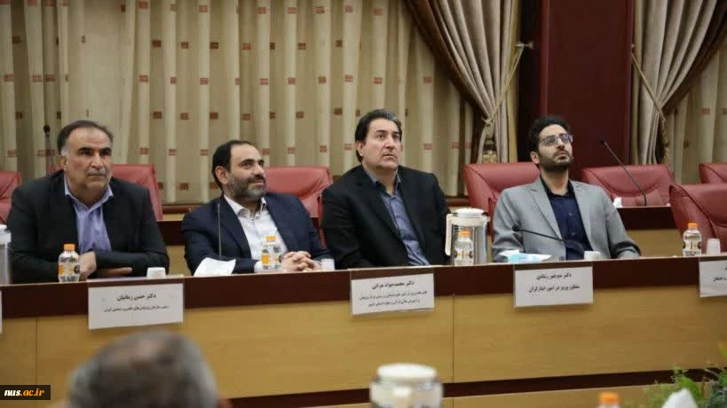 حضور رئیس دانشگاه فنی و حرفه‌ای در نشست مشترک رئیس سازمان اداری و استخدامی و معاونان این سازمان با وزیر علوم، تحقیقات، فناوری و معاونان این وزارت و تعدادی از رؤسای دانشگاه‌ها در محل ستاد وزارت علوم 8