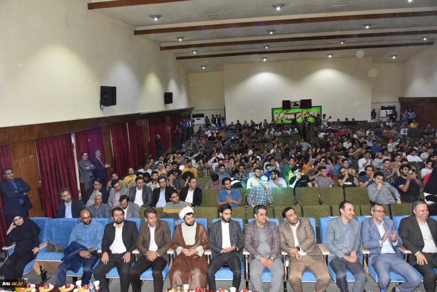 برگزاری جشن آغاز سال تحصیلی جدید با حضور هیئت رئیسه دانشگاه، مسئولین و دانشجویان دانشگاه فنی و حرفه‌ای استان تهران 8