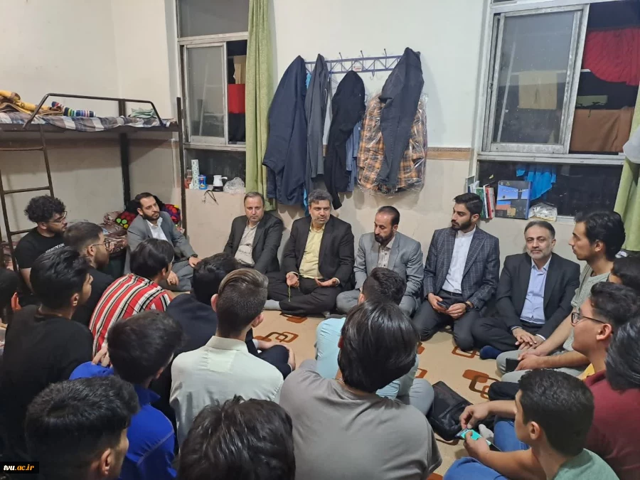 برگزاری جشن آغاز سال تحصیلی جدید با حضور هیئت رئیسه دانشگاه، مسئولین و دانشجویان دانشگاه فنی و حرفه‌ای استان تهران 32