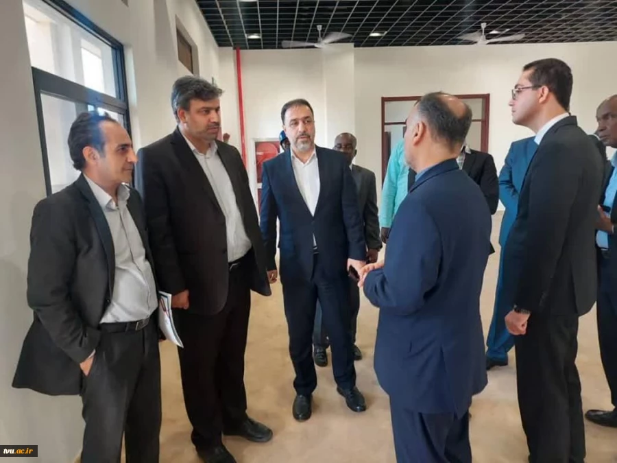 در سفر رئیس دانشگاه فنی و حرفه‌ای به کشور مالی صورت گرفت:

بازدید از محل تخصیصی برای تأسیس شعبه دانشگاه در مالی 2