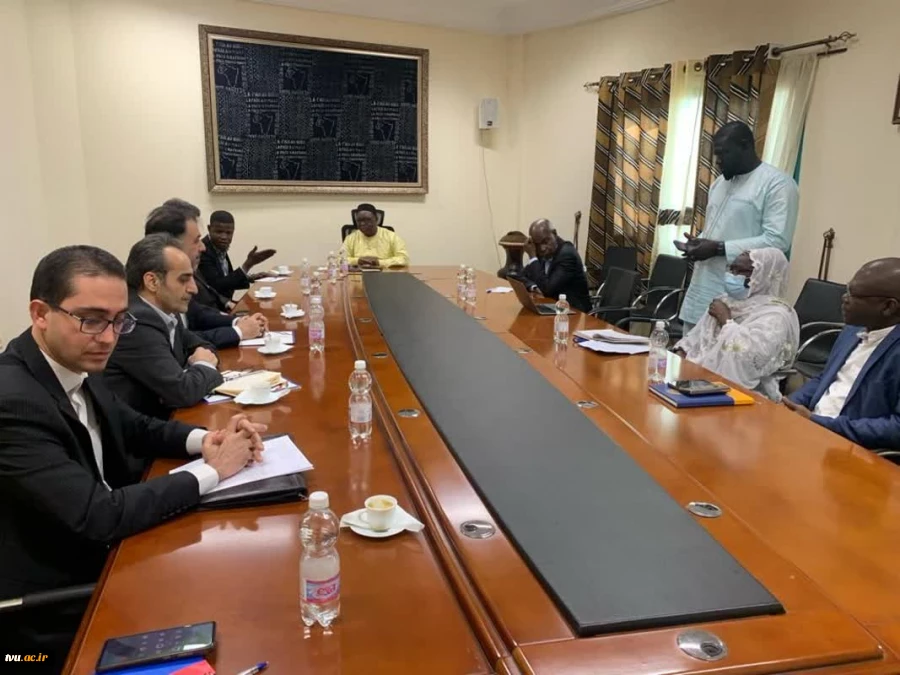 در سفر رئیس دانشگاه فنی و حرفه‌ای به کشور مالی صورت گرفت:

بازدید از محل تخصیصی برای تأسیس شعبه دانشگاه در مالی 3