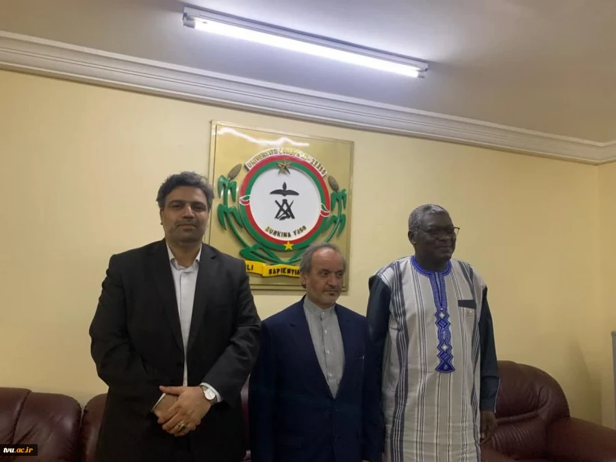 ملاقات دکتر خسرویان با رئیس دانشگاه Joseph ki zerbo در کشور بورکینافاسو 2