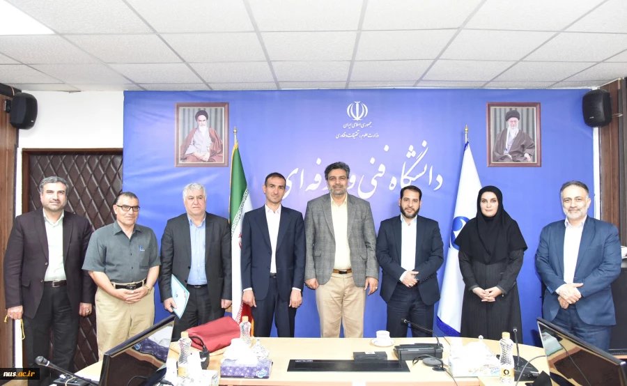 امضای تفاهم‌نامه احداث  و تکمیل خوابگاه خیرساز دختران آموزشکده فنی و حرفه‌ای خرم‌آباد 10