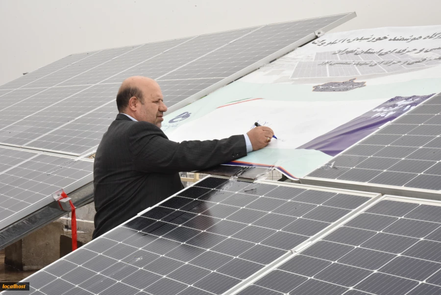 با حضور رئیس دانشگاه فنی و حرفه‌ای صورت گرفت:

افتتاح نیروگاه هوشمند خورشیدی 10 کیلو وات دانشکده فنی و حرفه‌ای شهید شمسی پور 2