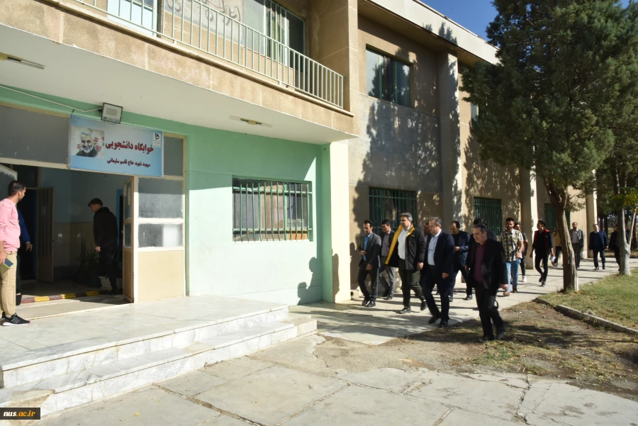 بازدید رئیس دانشگاه فنی و حرفه‌ای از سرای دانشجویی آموزشکده فنی کشاورزی شهریار 3