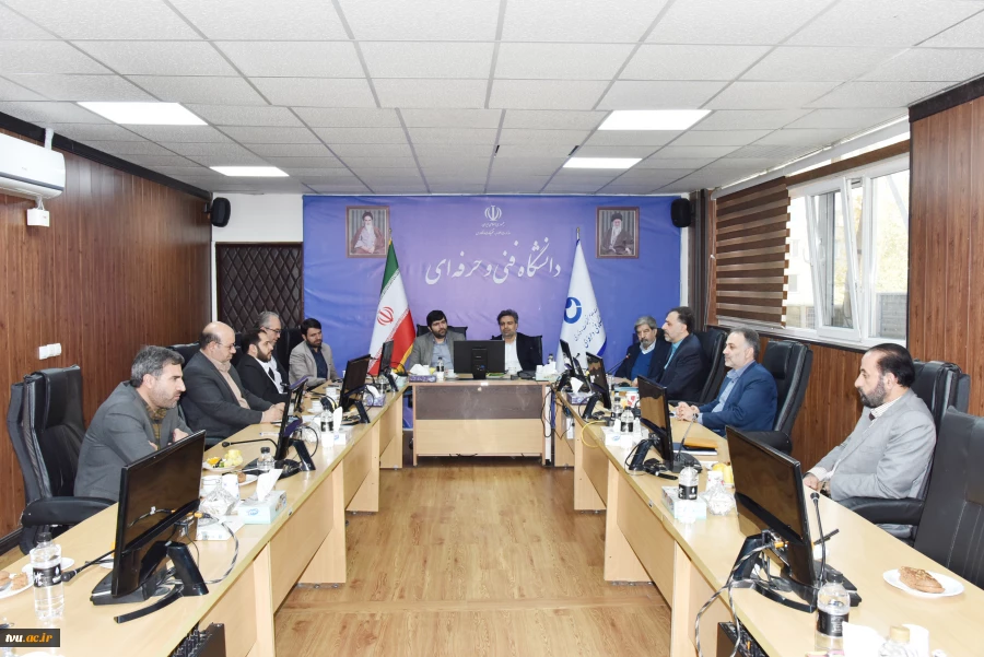 حضور معاون فناوری و نوآوری وزارت علوم، تحقیقات و فناوری و هیئت همراه در جلسه هیئت رئیسه دانشگاه فنی و حرفه‌ای 5