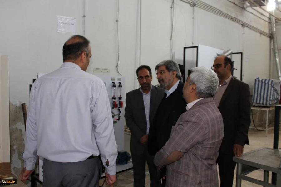 بازدید معاون آموزشی دانشگاه از دانشکده فنی و حرفه‌ای پسران شماره 1 کرمان(شهید چمران) و آموزشکده پسران شماره 2 کرمان (شهید دادبین) 2
