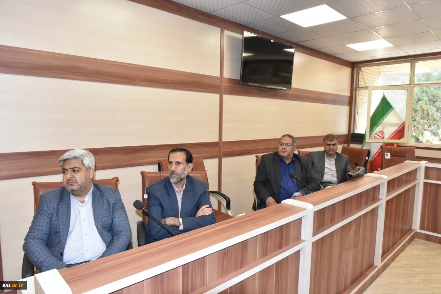 هیئت رئیسه 12