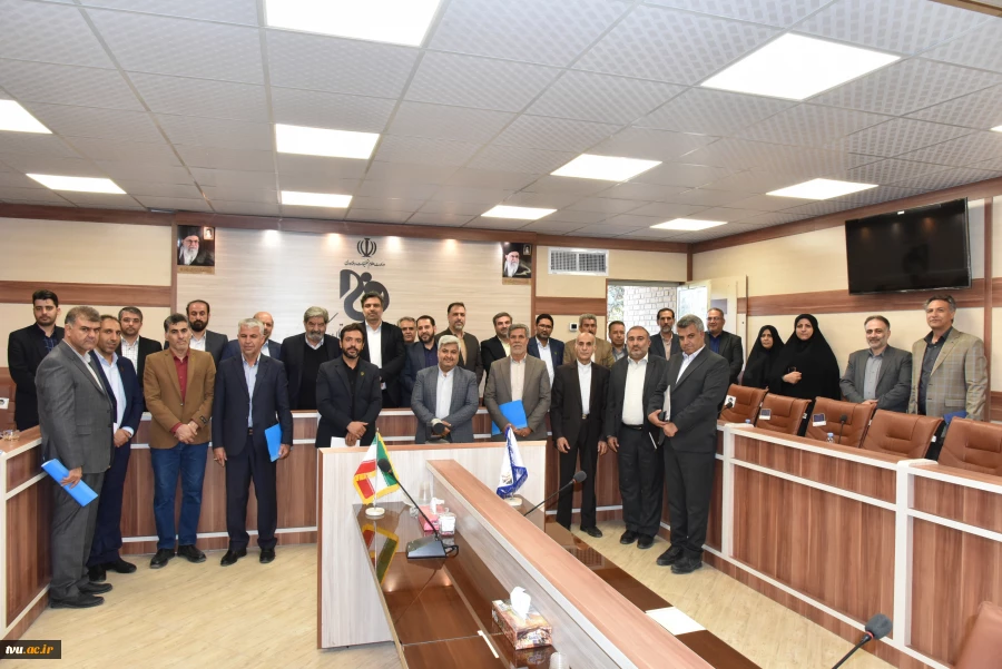 برگزاری نشست شورای دانشگاه فنی و حرفه‌ای استان کرمان با حضور دکتر خسرویان و هیئت همراه 2