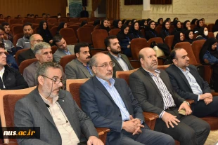 رئیس دانشگاه فنی و حرفه‌ای در آیین افتتاحیه اولین المپیاد اساتید بسیجی:

حضرت امام(ره) در سال 58 تشکیل شجره طیبه انقلاب را بنا گذاشت و انسان تمدنی را برای این جامعه و این تمدن، "انسان بسیجی" طراحی کرد. 3