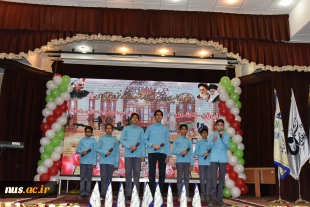 رئیس دانشگاه فنی و حرفه‌ای در آیین افتتاحیه اولین المپیاد اساتید بسیجی:

حضرت امام(ره) در سال 58 تشکیل شجره طیبه انقلاب را بنا گذاشت و انسان تمدنی را برای این جامعه و این تمدن، "انسان بسیجی" طراحی کرد. 11