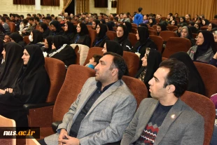 رئیس دانشگاه فنی و حرفه‌ای در آیین افتتاحیه اولین المپیاد اساتید بسیجی:

حضرت امام(ره) در سال 58 تشکیل شجره طیبه انقلاب را بنا گذاشت و انسان تمدنی را برای این جامعه و این تمدن، "انسان بسیجی" طراحی کرد. 6