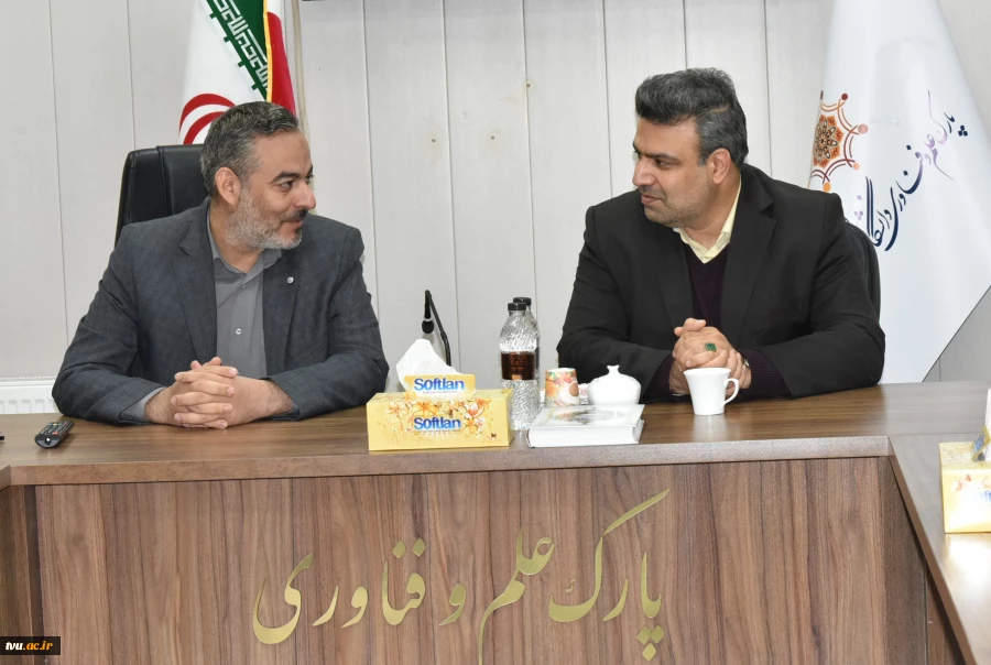 بازدید رئیس دانشگاه فنی و حرفه‌ای از پارک علم و فناوری دانشگاه کاشان 2