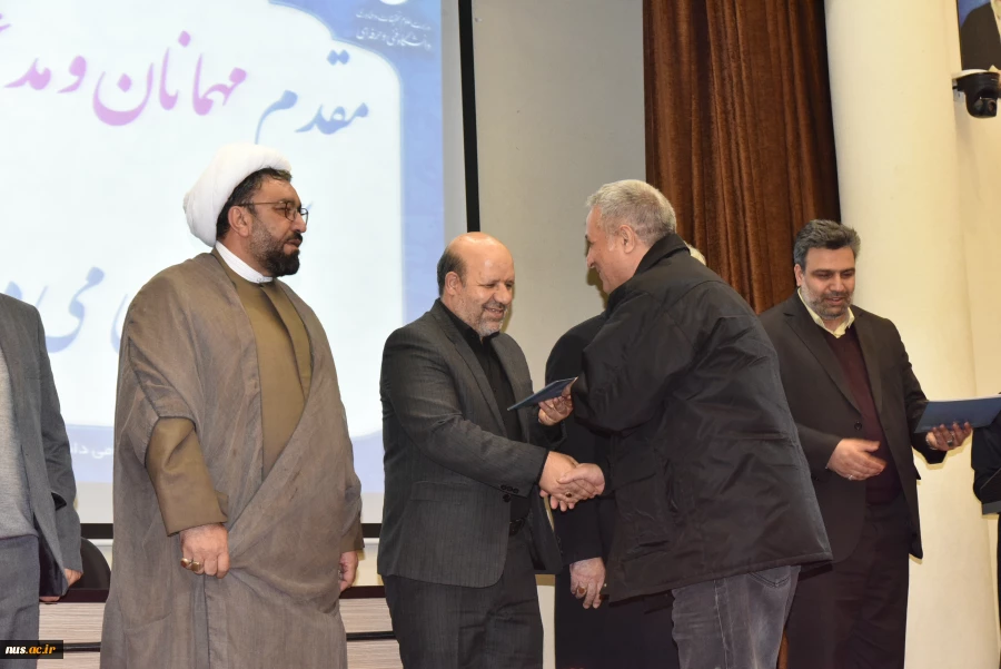 مراسم تجلیل از ایثارگران دانشگاه فنی و حرفه‌ای (سازمان مرکزی، دانشگاه، استان تهران و البرز) برگزار شد 8