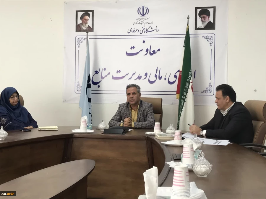به همت مرکز آموزش های آزاد و خاص؛
سومین وبینار استانی درآمدزایی، چالش ها و راهکارها برگزار شد. 2