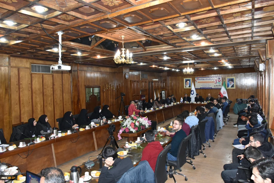 رئیس دانشگاه فنی و حرفه‌ای در جمع دانشجویان به مناسبت روز دانشجو: 11