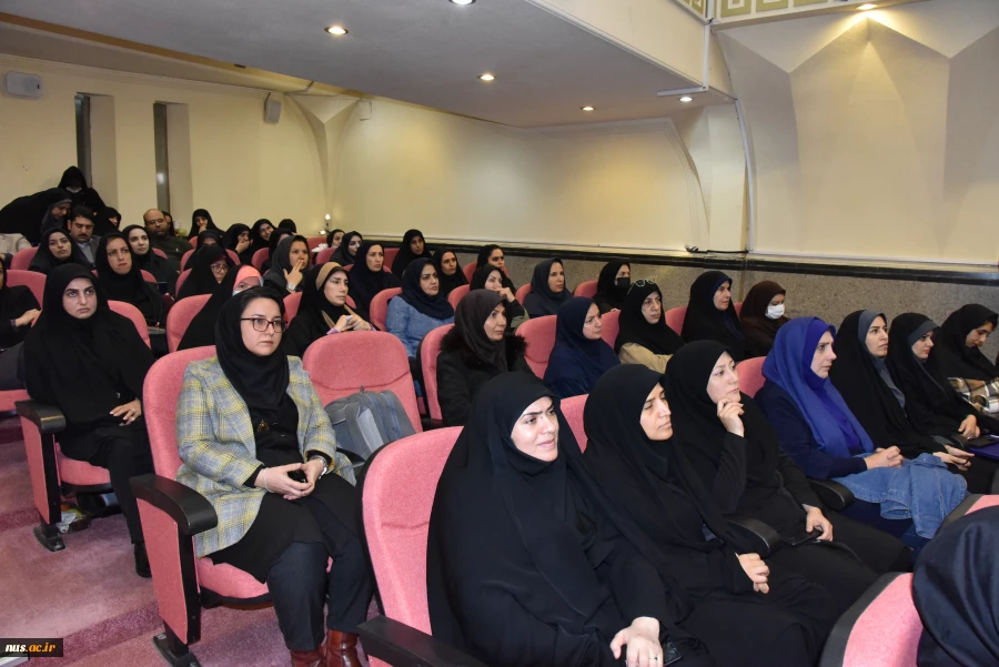 مراسم گرامی‌داشت هفته پژوهش و فناوری و تجلیل از پژوهشگران، فناوران و نوآوران دانشگاه فنی و حرفه‌ای برگزار شد 8