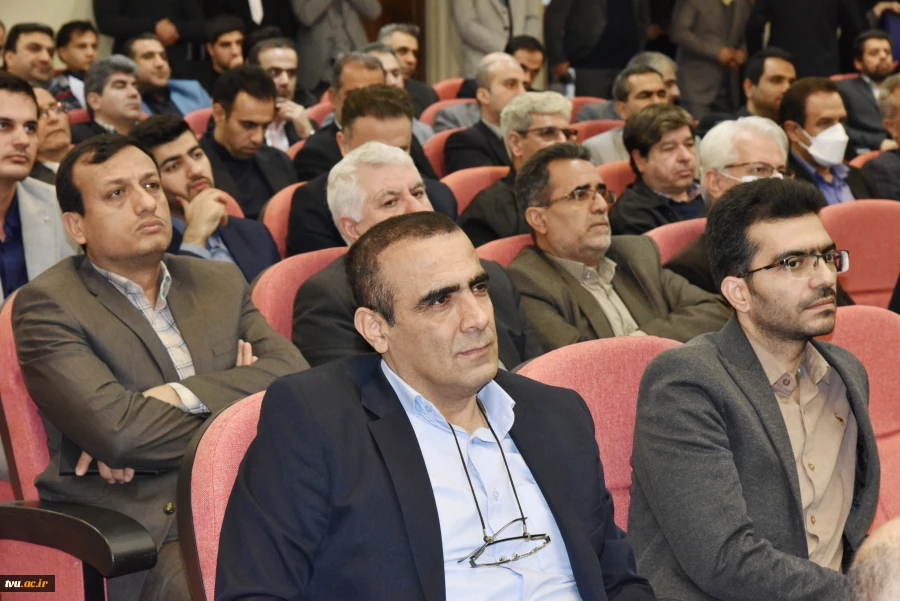 مراسم گرامی‌داشت هفته پژوهش و فناوری و تجلیل از پژوهشگران، فناوران و نوآوران دانشگاه فنی و حرفه‌ای برگزار شد 10