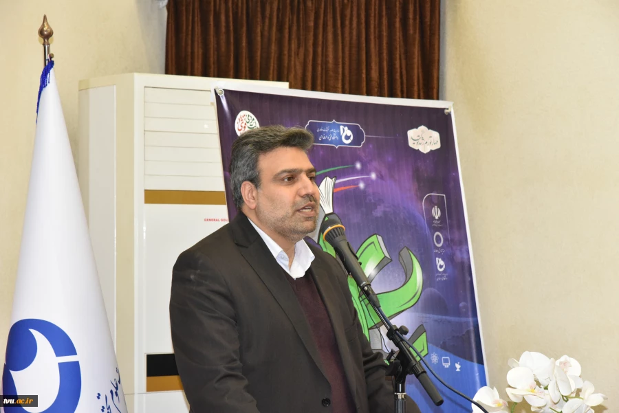 مراسم گرامی‌داشت هفته پژوهش و فناوری و تجلیل از پژوهشگران، فناوران و نوآوران دانشگاه فنی و حرفه‌ای برگزار شد 15