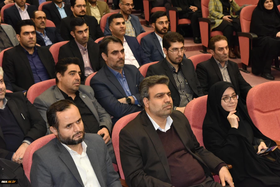 مراسم گرامی‌داشت هفته پژوهش و فناوری و تجلیل از پژوهشگران، فناوران و نوآوران دانشگاه فنی و حرفه‌ای برگزار شد 10