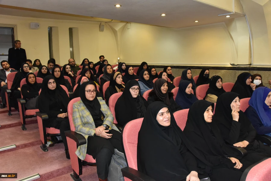 مراسم گرامی‌داشت هفته پژوهش و فناوری و تجلیل از پژوهشگران، فناوران و نوآوران دانشگاه فنی و حرفه‌ای برگزار شد 14