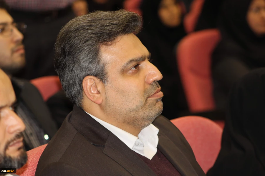 مراسم گرامی‌داشت هفته پژوهش و فناوری و تجلیل از پژوهشگران، فناوران و نوآوران دانشگاه فنی و حرفه‌ای برگزار شد 50