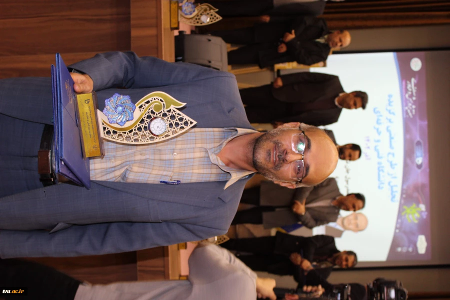 مراسم گرامی‌داشت هفته پژوهش و فناوری و تجلیل از پژوهشگران، فناوران و نوآوران دانشگاه فنی و حرفه‌ای برگزار شد 63