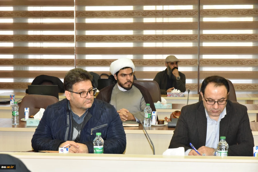 معاون امور روابط عمومی و حوزه وزارتی وزارت عتف در نشست شورای روابط عمومی دانشگاه‌ها و مراکز پژوهشی و فناوری منطقه یک: 2