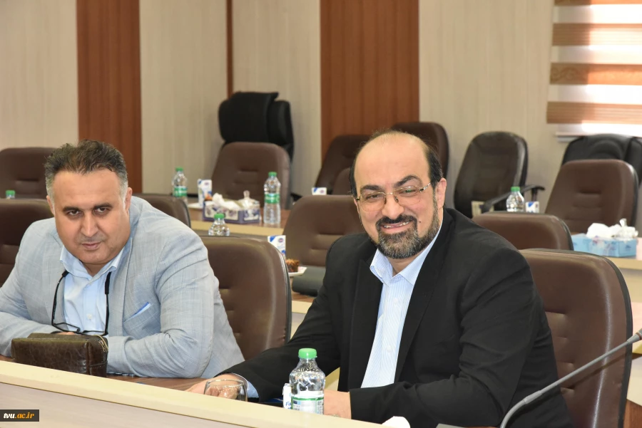 معاون امور روابط عمومی و حوزه وزارتی وزارت عتف در نشست شورای روابط عمومی دانشگاه‌ها و مراکز پژوهشی و فناوری منطقه یک: 34