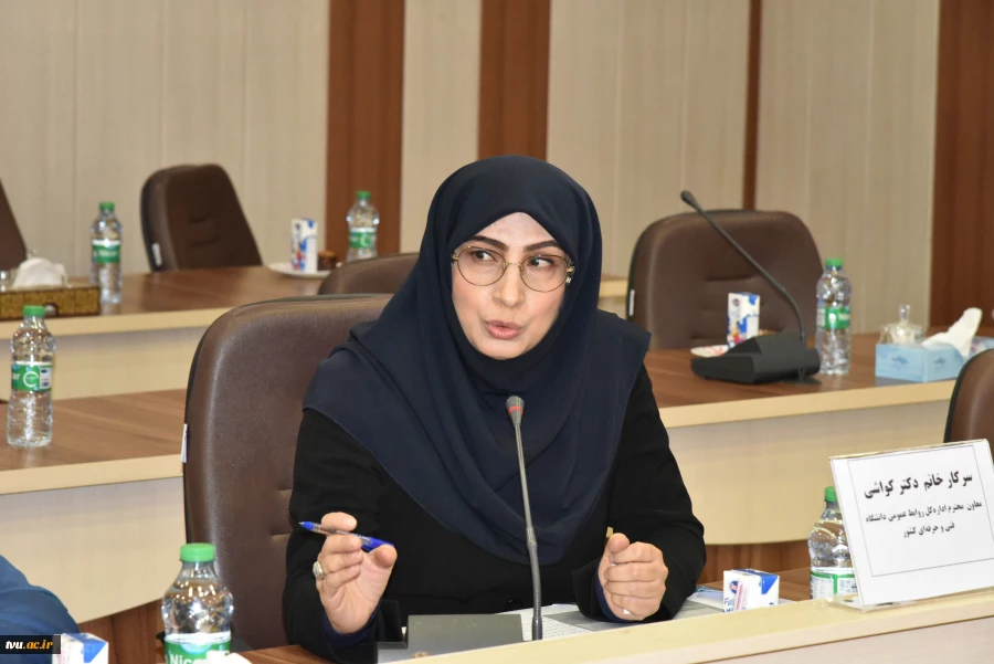 معاون امور روابط عمومی و حوزه وزارتی وزارت عتف در نشست شورای روابط عمومی دانشگاه‌ها و مراکز پژوهشی و فناوری منطقه یک:

تجربه‌نگاری و مستندسازی اندوخته‌های مدیران خبره حوزه روابط عمومی می‌تواند موجب کاهش اشتباهات گذشته و بهره‌مندی از تجارب برای افزایش کی