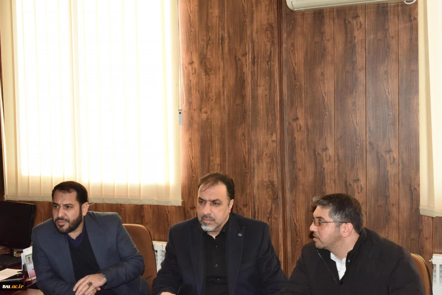 بازدید معاون اداری، مالی و مدیریت منابع، معاون پژوهش و فناوری و مشاور رئیس دانشگاه از آموزشکده فنی و حرفه‌ای پسران ابهر 6