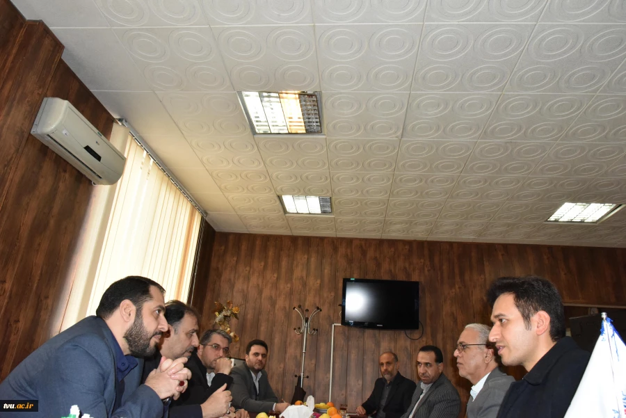 بازدید معاون اداری، مالی و مدیریت منابع، معاون پژوهش و فناوری و مشاور رئیس دانشگاه از آموزشکده فنی و حرفه‌ای پسران ابهر 8